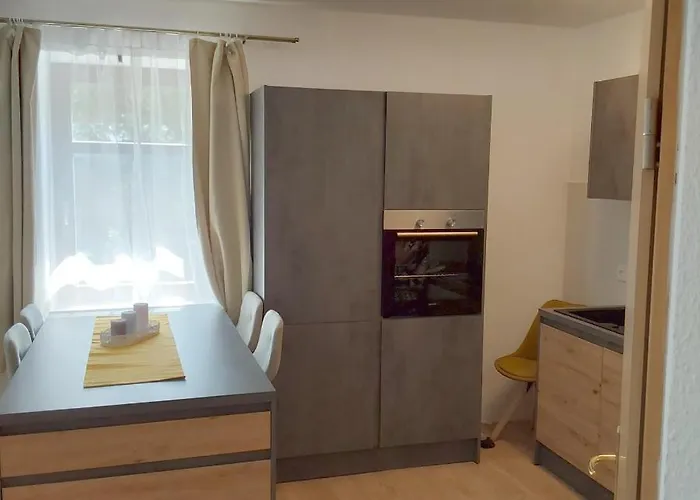 Gemuetliche Wohnung Mit Kueche Und Netflix