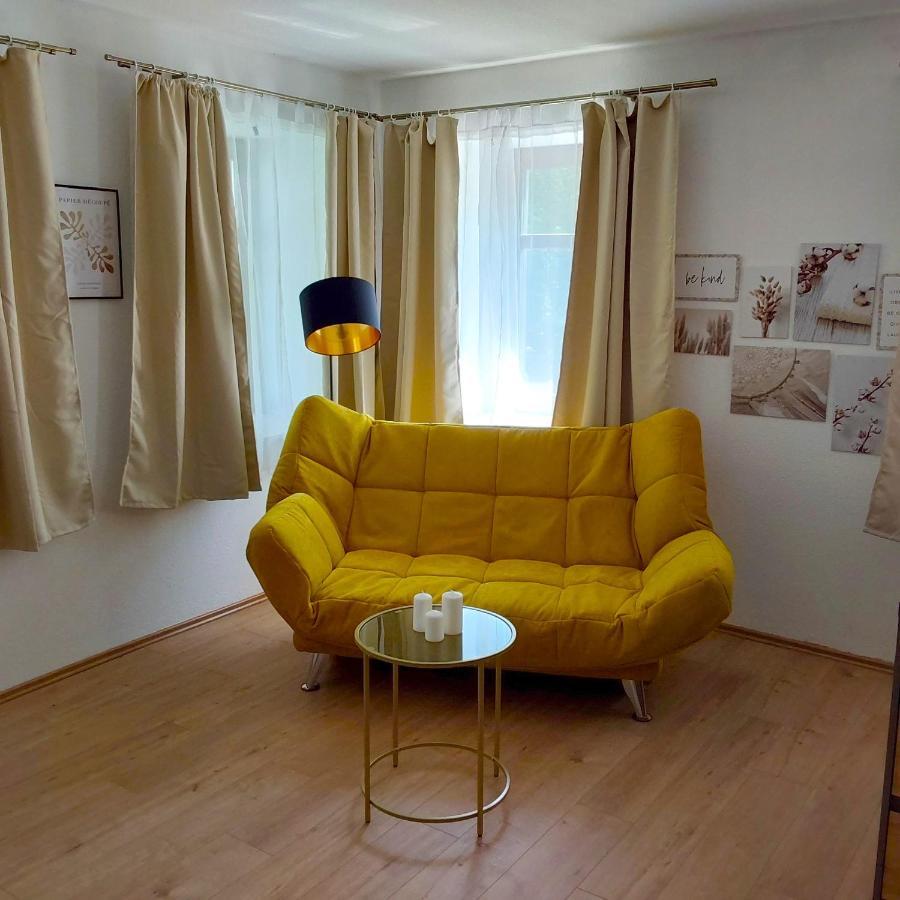 Gemuetliche Mit Kueche Und Netflix Apartment *
